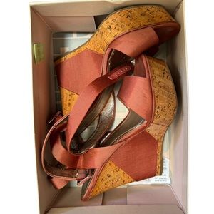 BCBG Wedge Sandals || Size 8